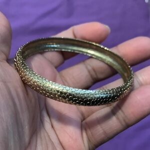 Elegant Gold-Tone Bangle Bracelet